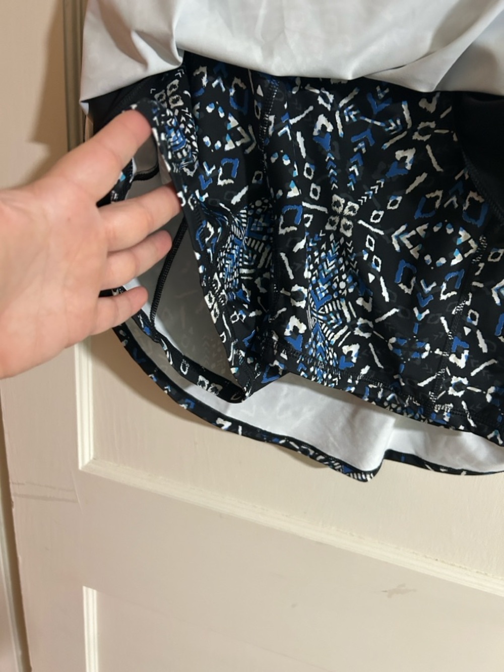 CALIA by Carrie Underwood Black, Blue & White Patterned Skort- XXL - Picture 6 of 8